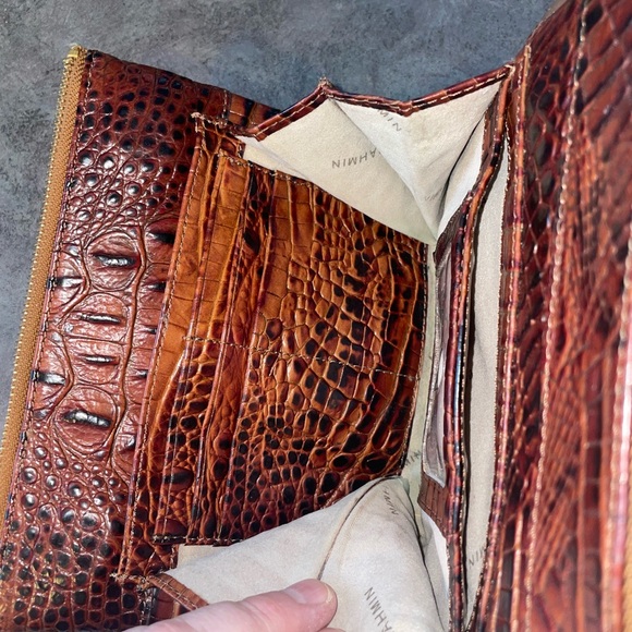 Brahmin crossbody bag, Mojito. Pecan crocodile embossed leather - Picture 8 of 9